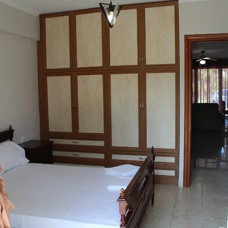 Old Town New Big House With Garden Close To Beach * Lefkáda